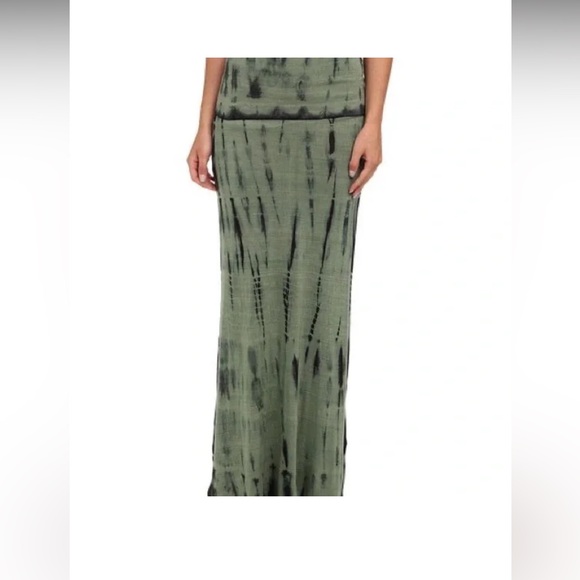 Billabong Tie-Dye Maxi Skirt in Mauve - Picture 9 of 11